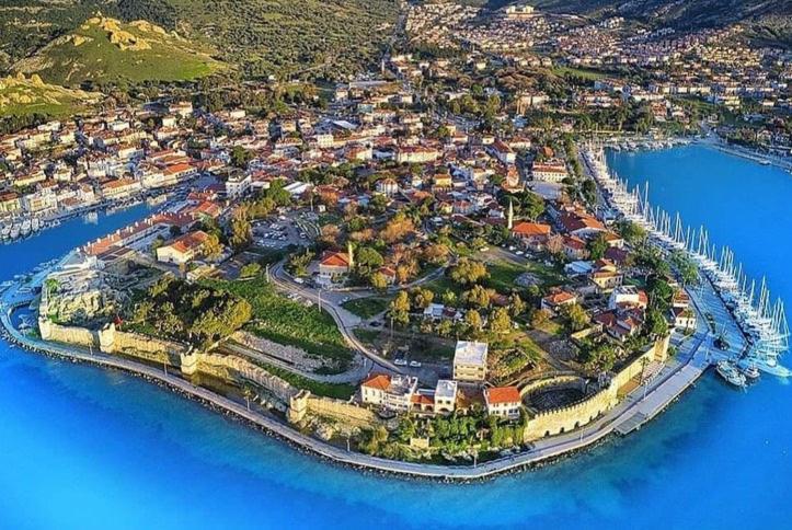 Palmiye Konuk Evi Foça Exterior photo